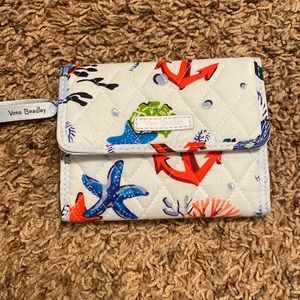Vera Bradley wallet
